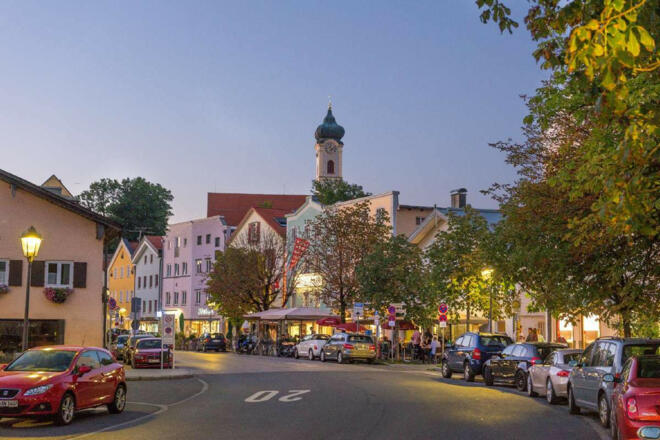Bad Aibling_Innenstadt_Kirchzeile_© AIB-KUR GmbH & Co. KG – Foto Andreas Jacob, Scharfelinse.jpg