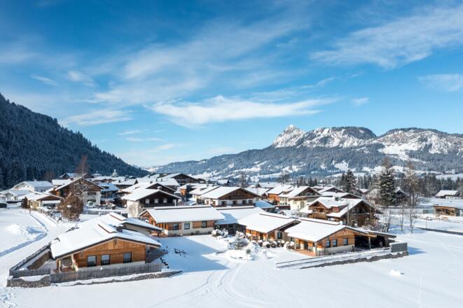 Almdorf im Winter