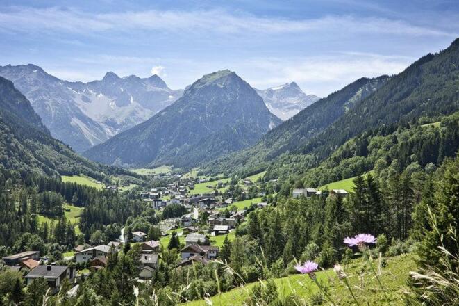 Brandnertal mit Blick auf Brand (c) Dietmar Walser