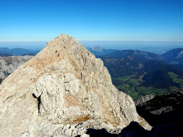 Kleinkalter beim Abstieg