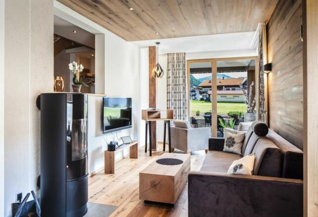Wohnzimmer mit Kaminofen