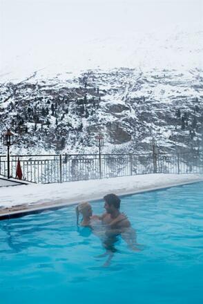 Aupenpool mit Berge