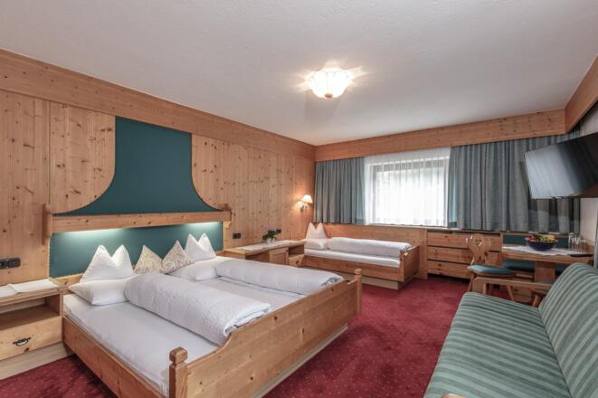 Dreibettzimmer mit Zustellbett