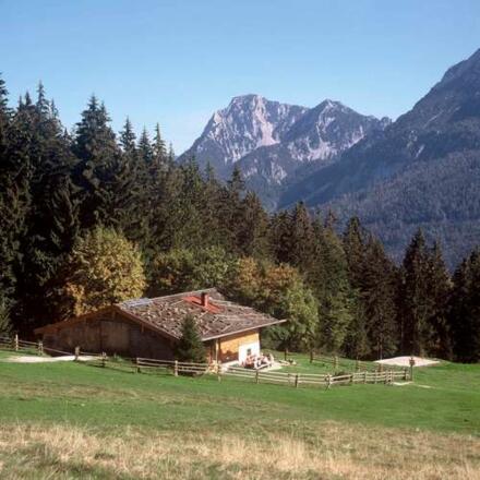 Bäckerlam: von hier hat man eine tolle Sicht auf das Inzeller Tal und die umliegenden Gebirgsketten