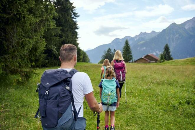 Wandern am Hochplateau Tschengla (c) Alex Kaiser -