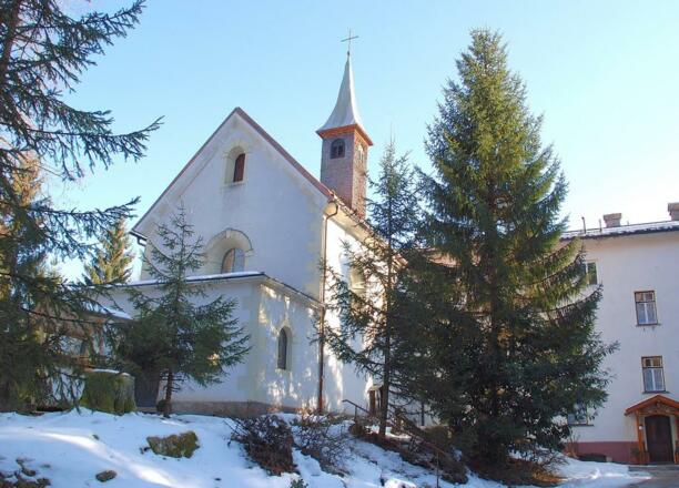 Kloster Hilaribergl im Winter