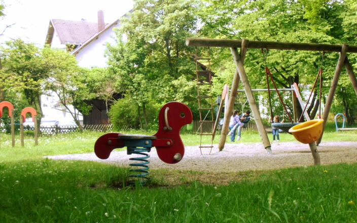 Spielplatz-freyberg-park-1.JPG
