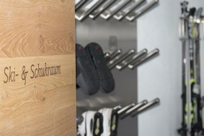 Ski und Schuhraum