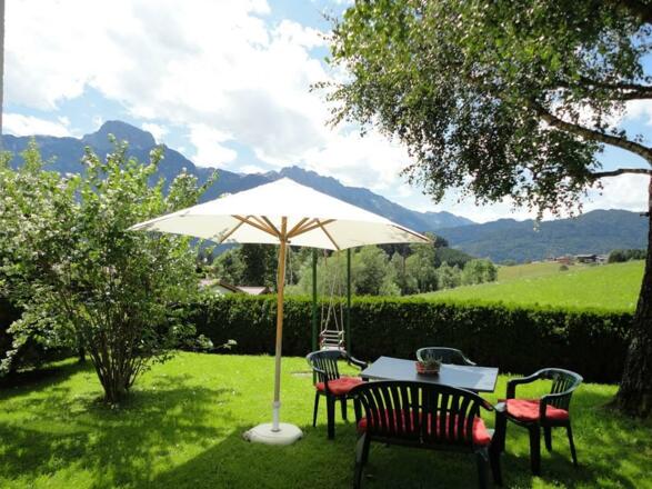 Garten im Sommer