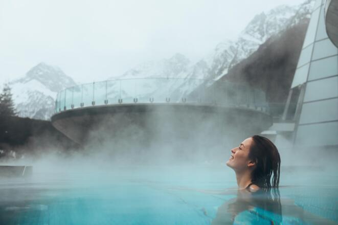 Schalen-winter-aqua-dome-tirol-therme-laengenfeld