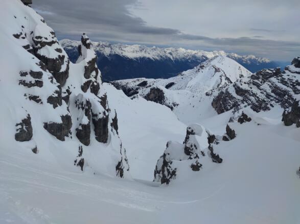 Blick zurück ins Kar. Im Hintergrund die Nockspitze.