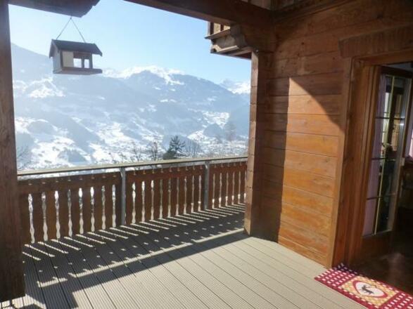 Terrasse und Winter-Panoramablick