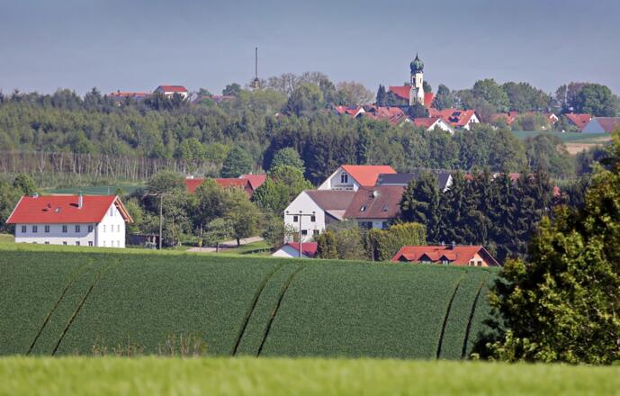 Aussicht von Wolfersdorf über Ruhpalzing nach Oberhaindlfing