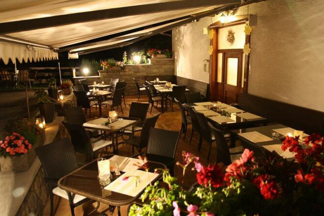 Speisen an lauen Sommerabenden