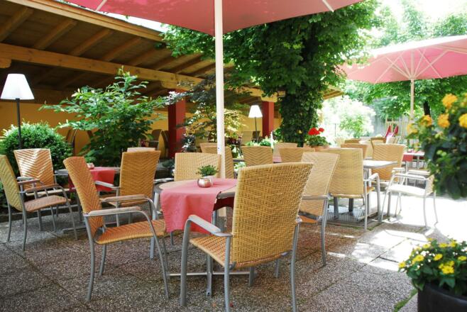 Stockerwirt Gastgarten Sommer