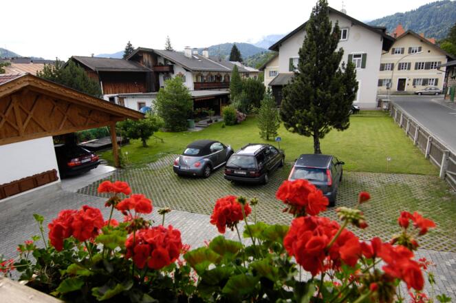 Blick vom Balkon - Garten