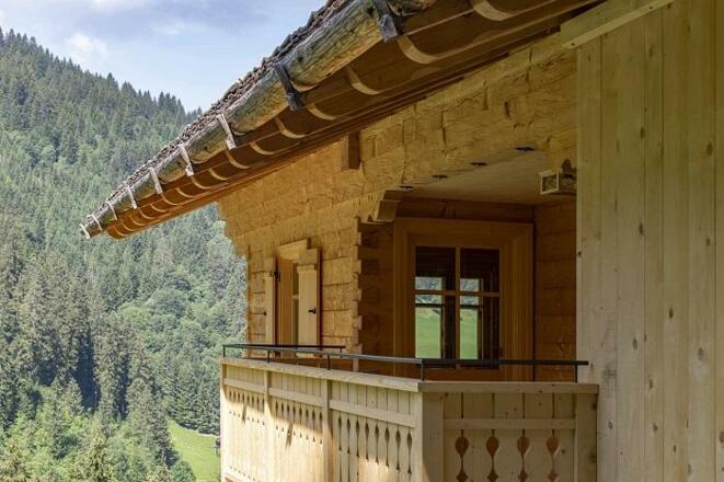 Berghaus Manuaf Balkon Montafon