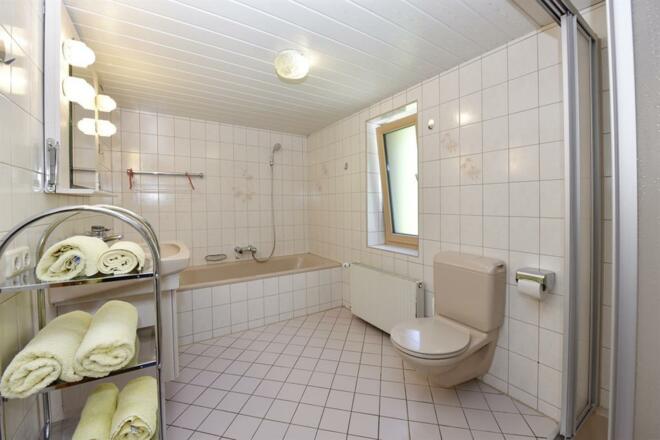 Badezimmer Ap 2 y