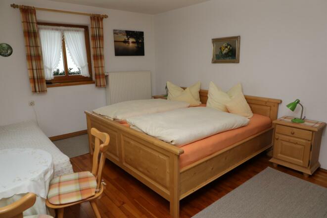 Gästehaus Reindl DZ Etagendusche/WC/Balkon