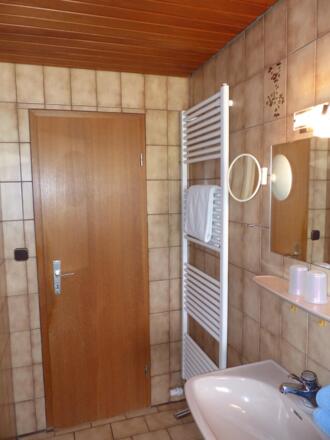 FeWo Grünten Dusche 2