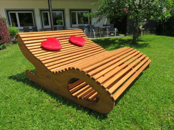 Pärchenliege mit Herz