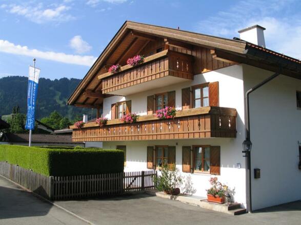 Ferienwohnungen Regina - Riffelstraße 4