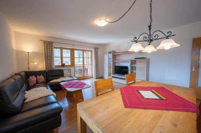 Essbereich Wohnzimmer FEWO Alpspitze