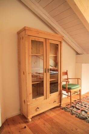 Schlafzimmer 1/3