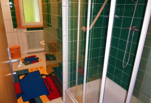 Etagendusche für die Zimmer