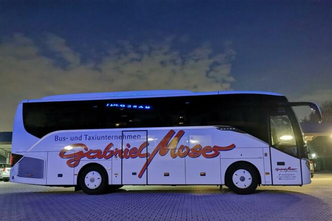 Bus