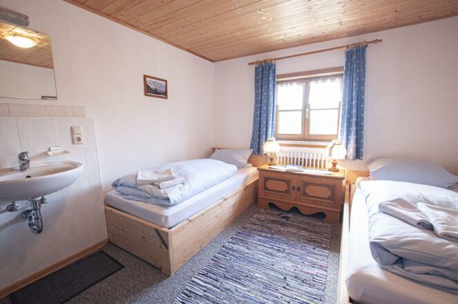 Zimmer 3 - 2 Einzelbetten
