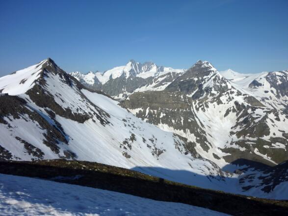 Spielmann - Großglockner - Sonnenwelleck - Fuscherkarkopf - Johannisberg; vom Kloben aus gesehen
