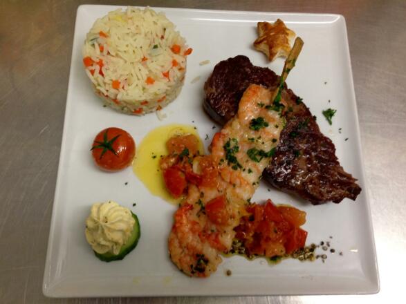 Steak mit Garnelen