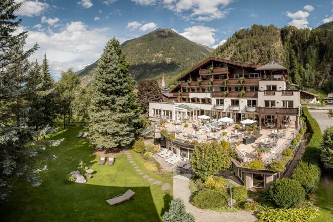 Aussenaufnahme_HotelRita_byRudiWyhlidal-2127-bearb