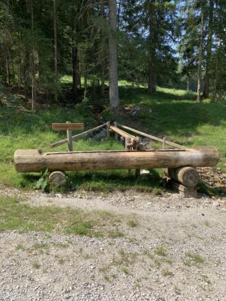 Brunnen zum Hölllental
