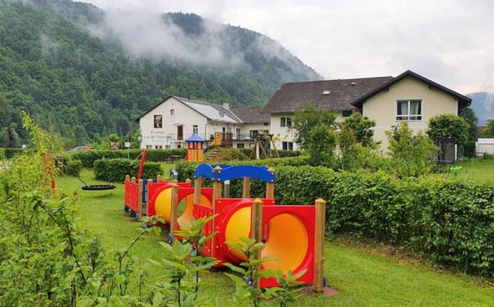 GH Zum Heiligen Nikolaus - Pension & Camping