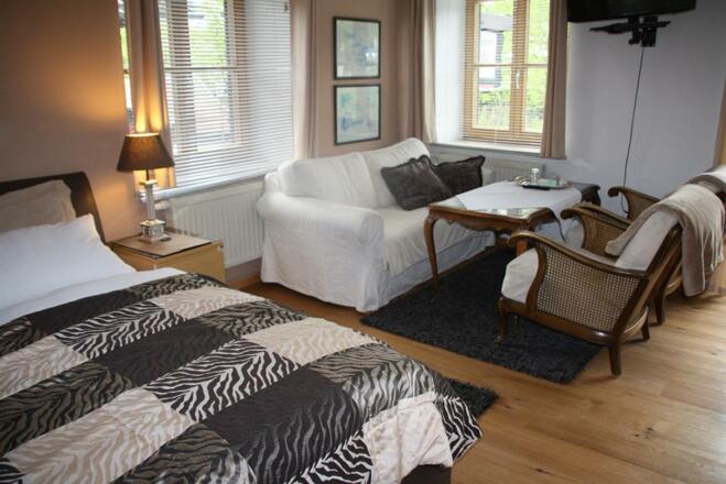 Doppelzimmer mit Balkon 1