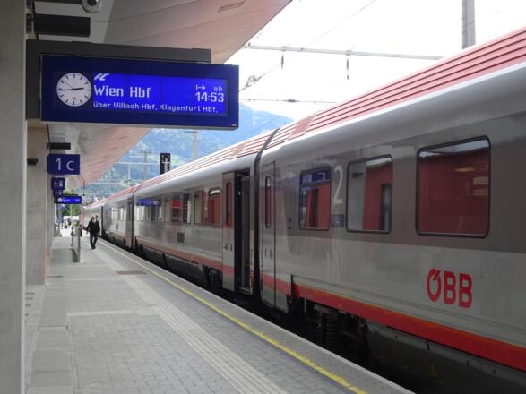 Direktzug von Lienz nach Wien Hbf.