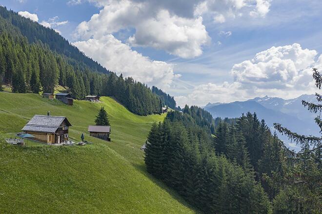 Berghaus Bartholomäberg Lage Sommer