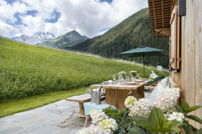 Berghaus Gauertal umlaufende Terrasse