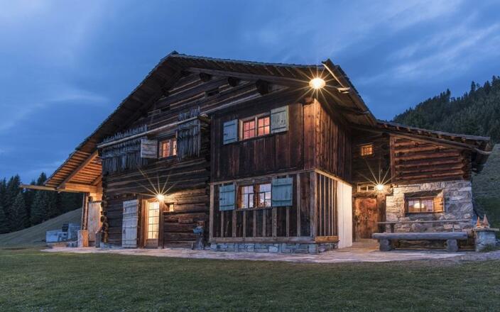 Berghaus Bartholomäberg Talseite Aussenbereich