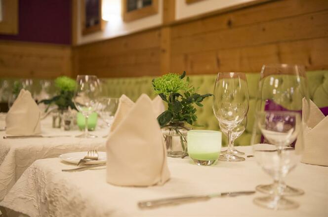 schön gedeckter Tisch