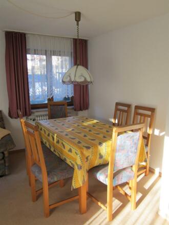 FeWo Wohnzimmer Esstisch 2