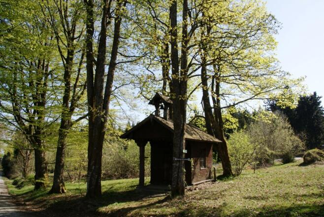 Ödwies-Kapelle im Frühjahr