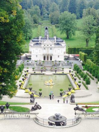 Einen Ausflug wert .... Schloss Linderhof