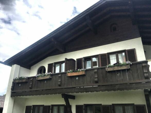 Appartement mit Balkon