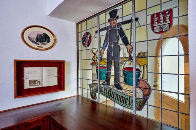 2_CHH_EG_Hummel_Hummel