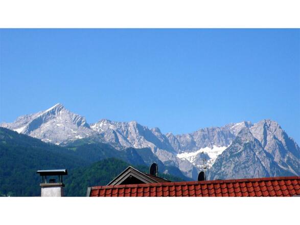 Blick über die Dächer von Partenkirchen