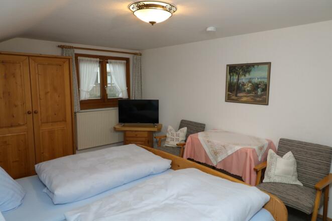 Doppelzimmer mit WC/Dusche