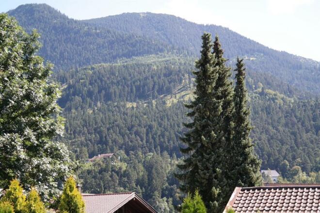 Unverbauter Ausblick vom Balkon